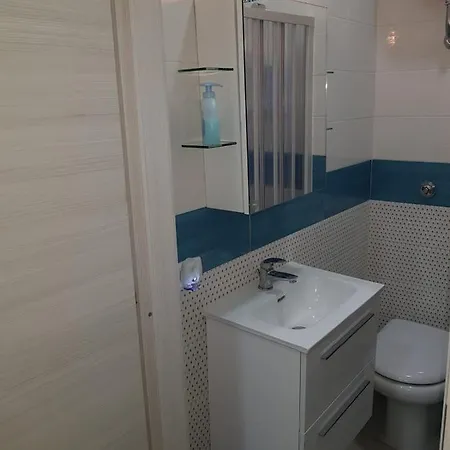 ベッド・アンド・ブレックファスト Stella Maris 3*